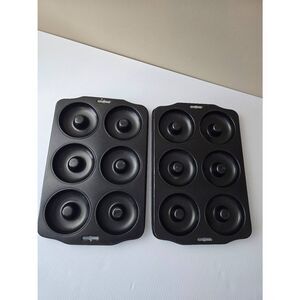 Donut bakers Lot of two